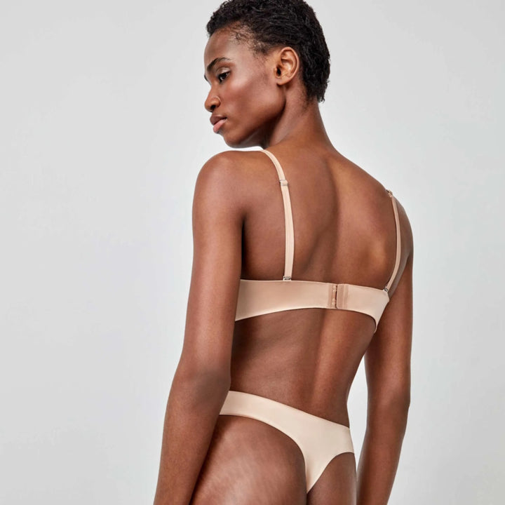 BRASIER STRAPLESS SATINADO